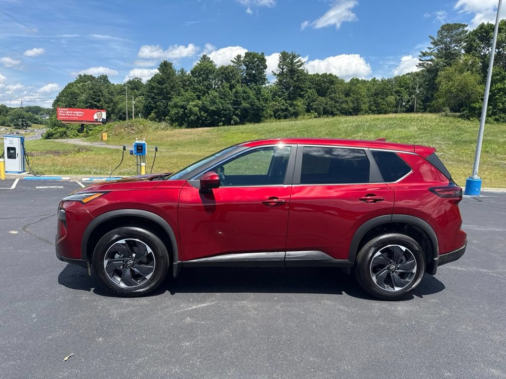 Used 2026 Nissan Rogue SV AWD/4WD image 5