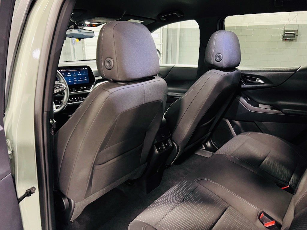 Used 2026 Chevrolet Equinox LT FWD image 24