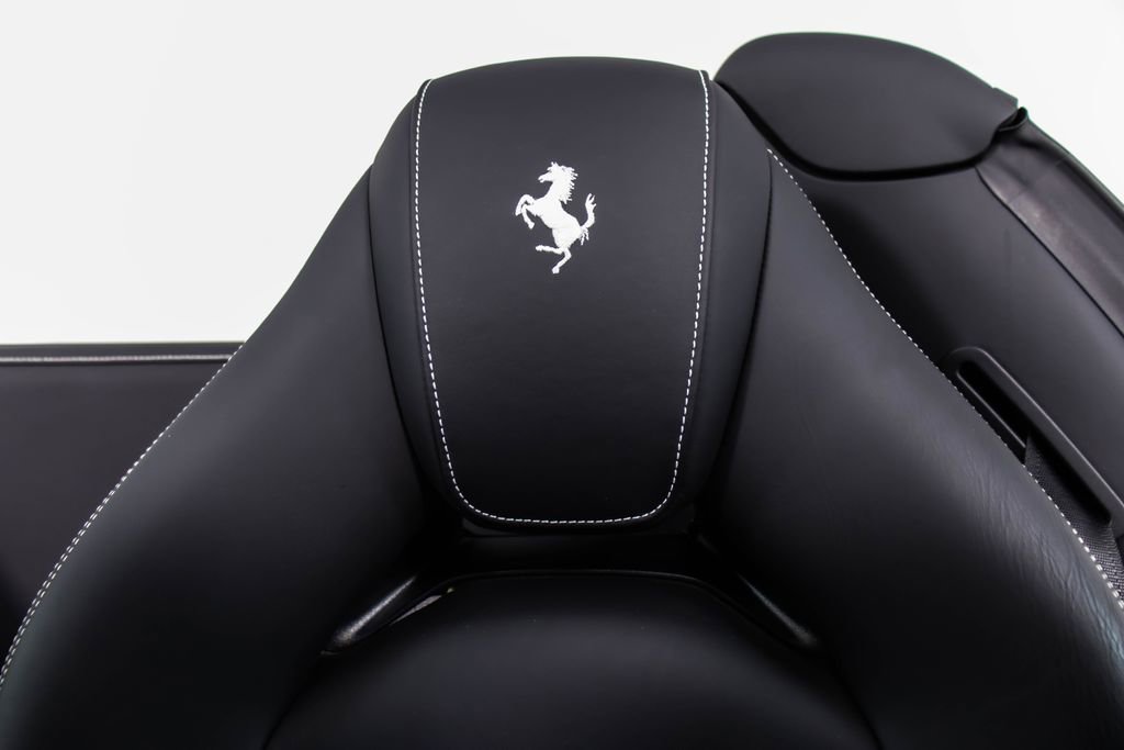 Certified 2022 Ferrari F8 Tributo image 44