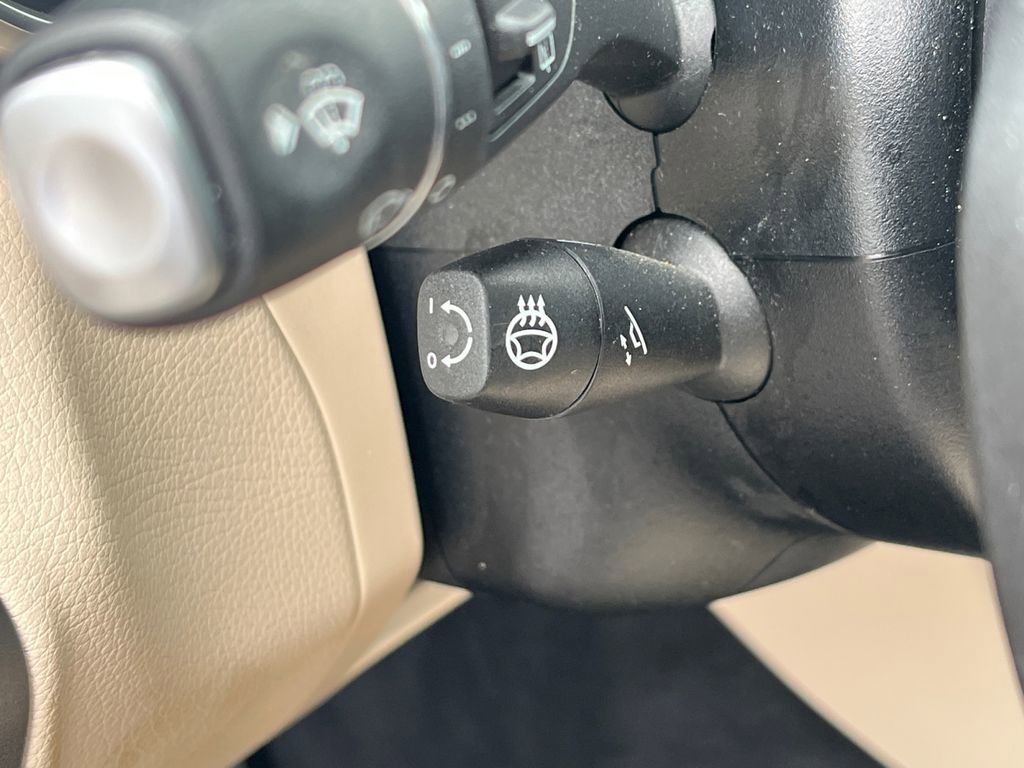 Certified 2022 Mercedes-Benz GLC 300 4MATIC w/ Premium Package Lite image 22