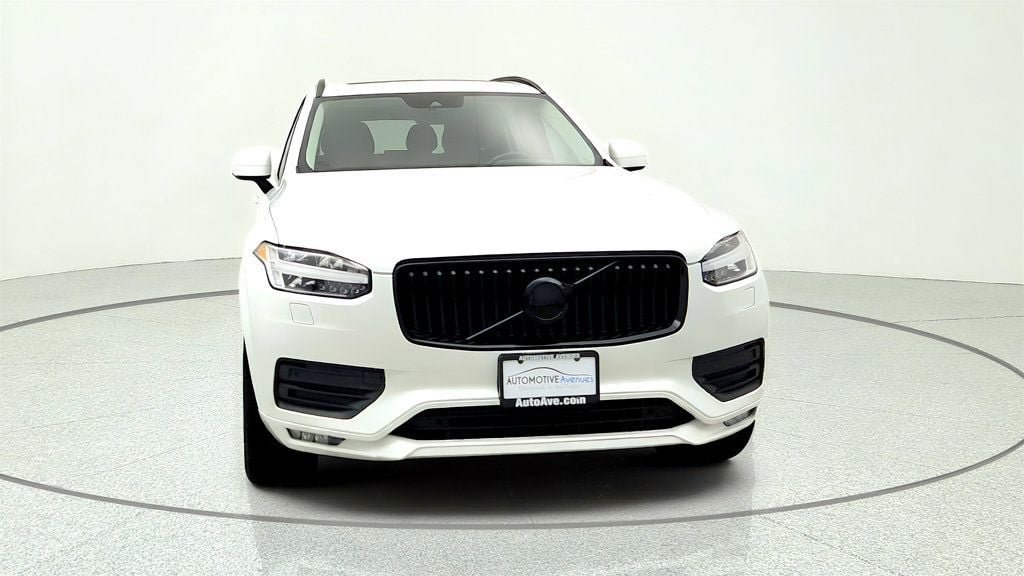 Used 2021 Volvo XC90 T6 Momentum AWD/4WD image 2