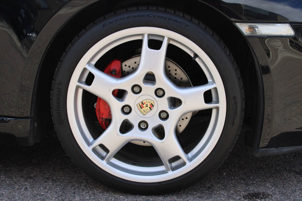 Used 2005 Porsche Boxster S image 12