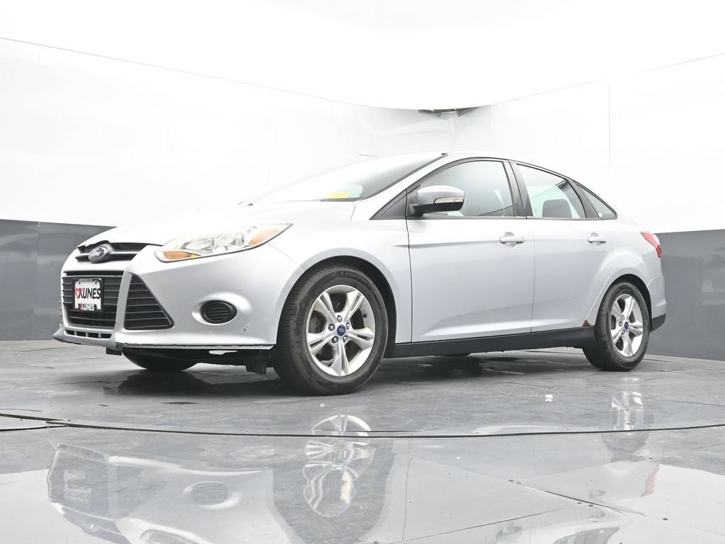 Used 2014 Ford Focus SE FWD image 40