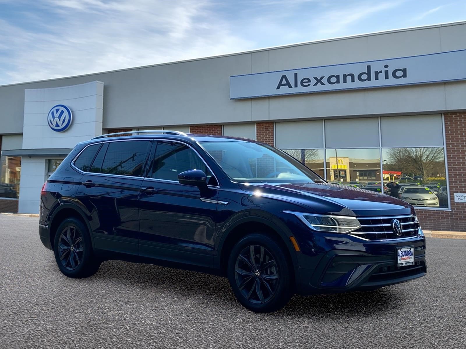 Certified 2023 Volkswagen Tiguan SE AWD/4WD video 1