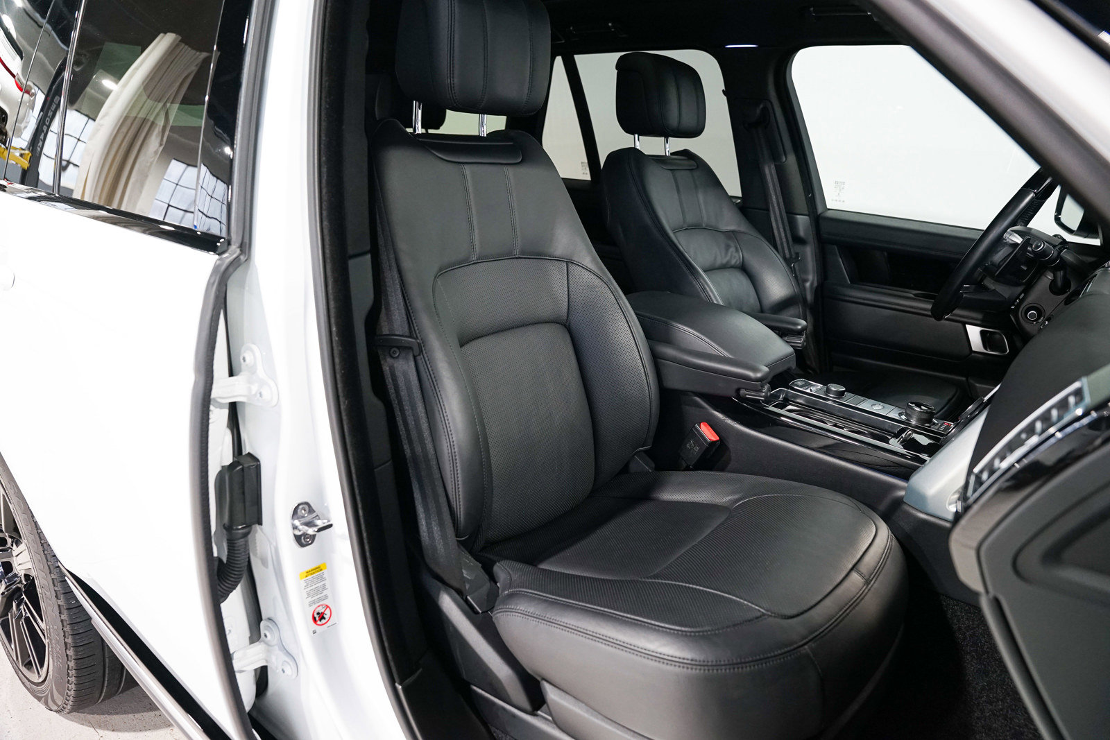 Used 2021 Land Rover Range Rover Westminster Edition image 29