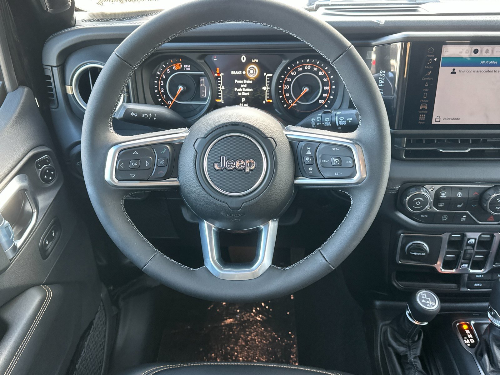 New 2027 Jeep Wrangler Unlimited Sahara AWD/4WD image 14