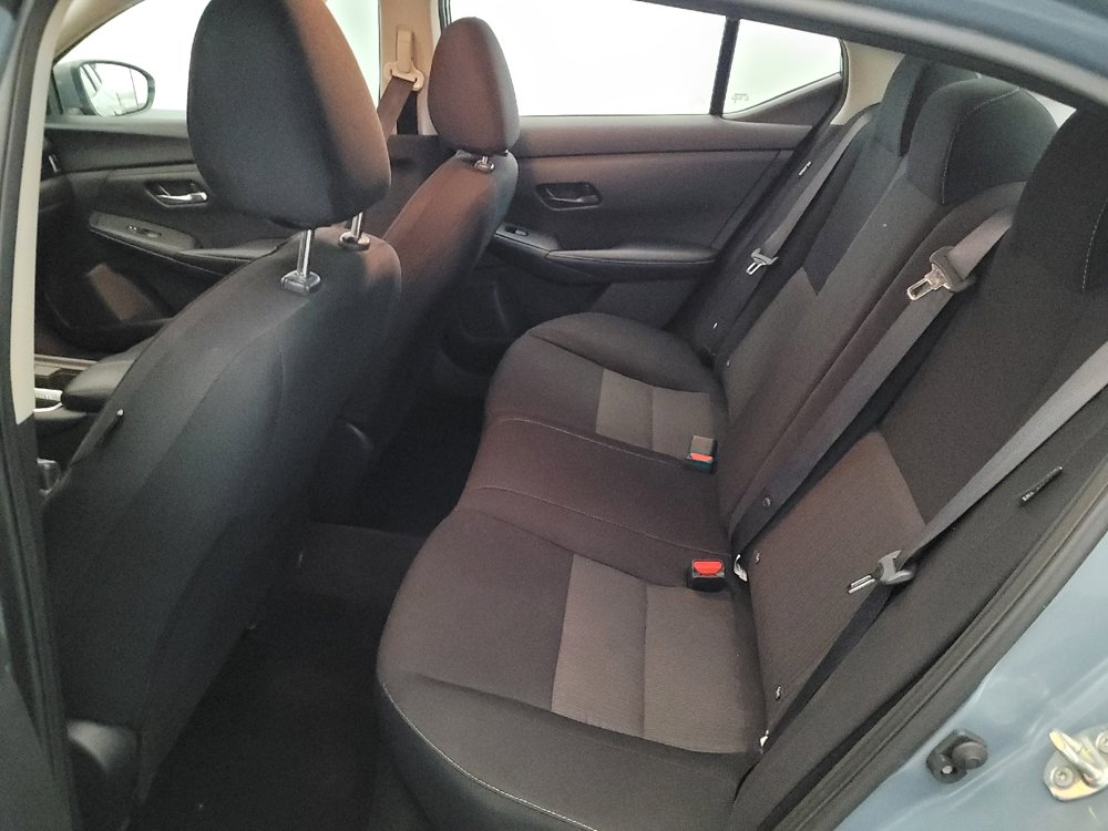 Used 2025 Nissan Sentra SV FWD image 18