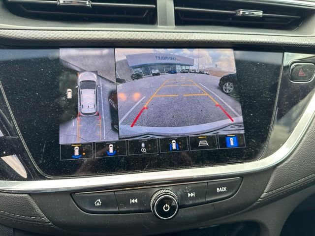 Used 2020 Buick Encore GX Essence w/ Experience Buick Package FWD image 9