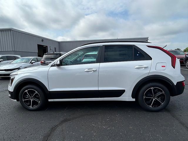 New 2025 Kia Niro LX image 11