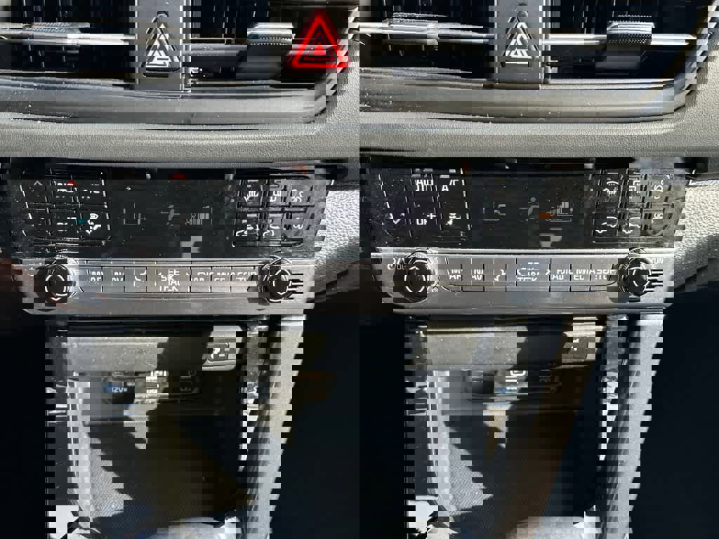 Used 2025 Kia Seltos EX w/ EX Sunroof Package image 23