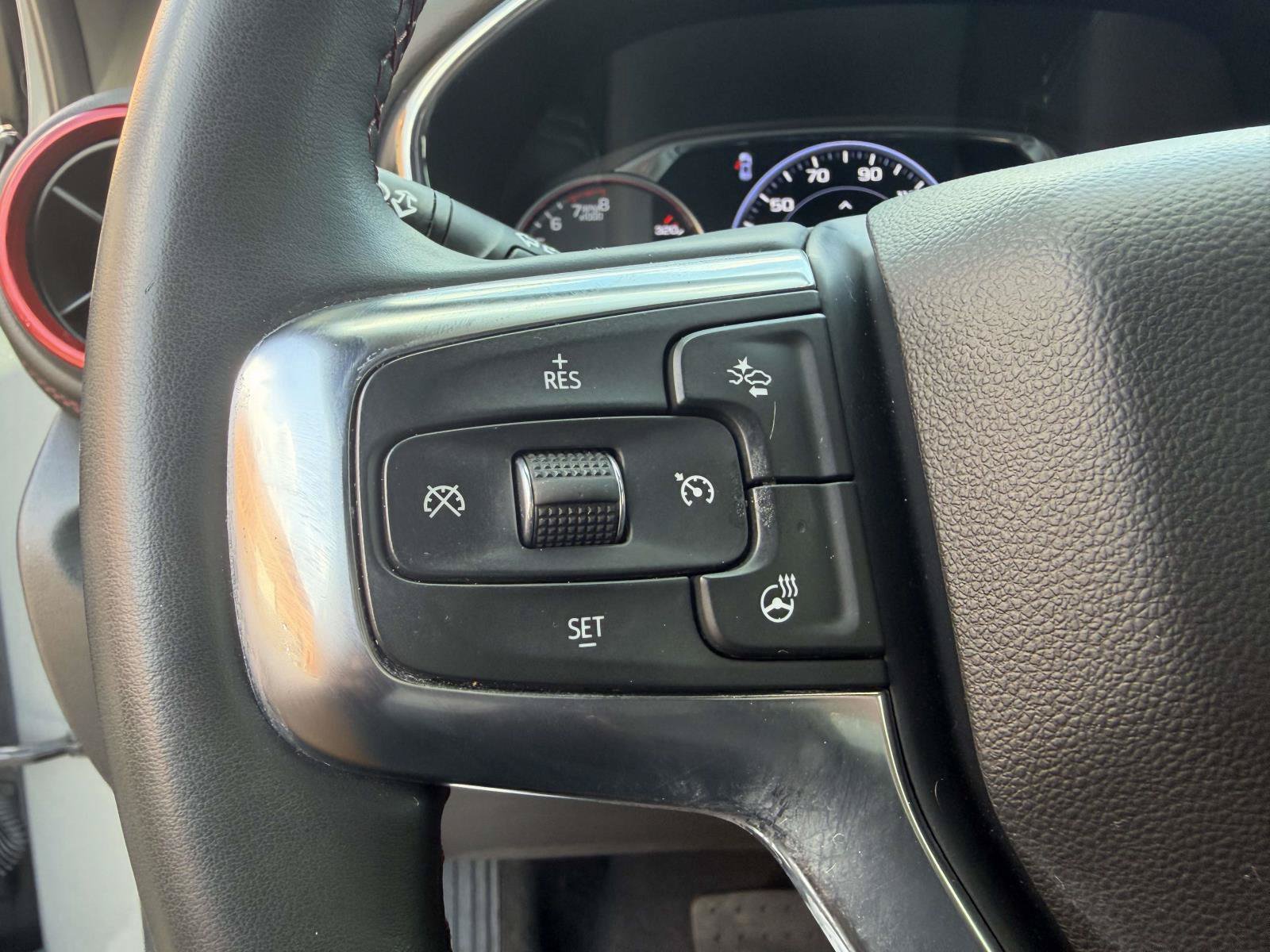 Used 2025 Chevrolet Blazer RS FWD image 9