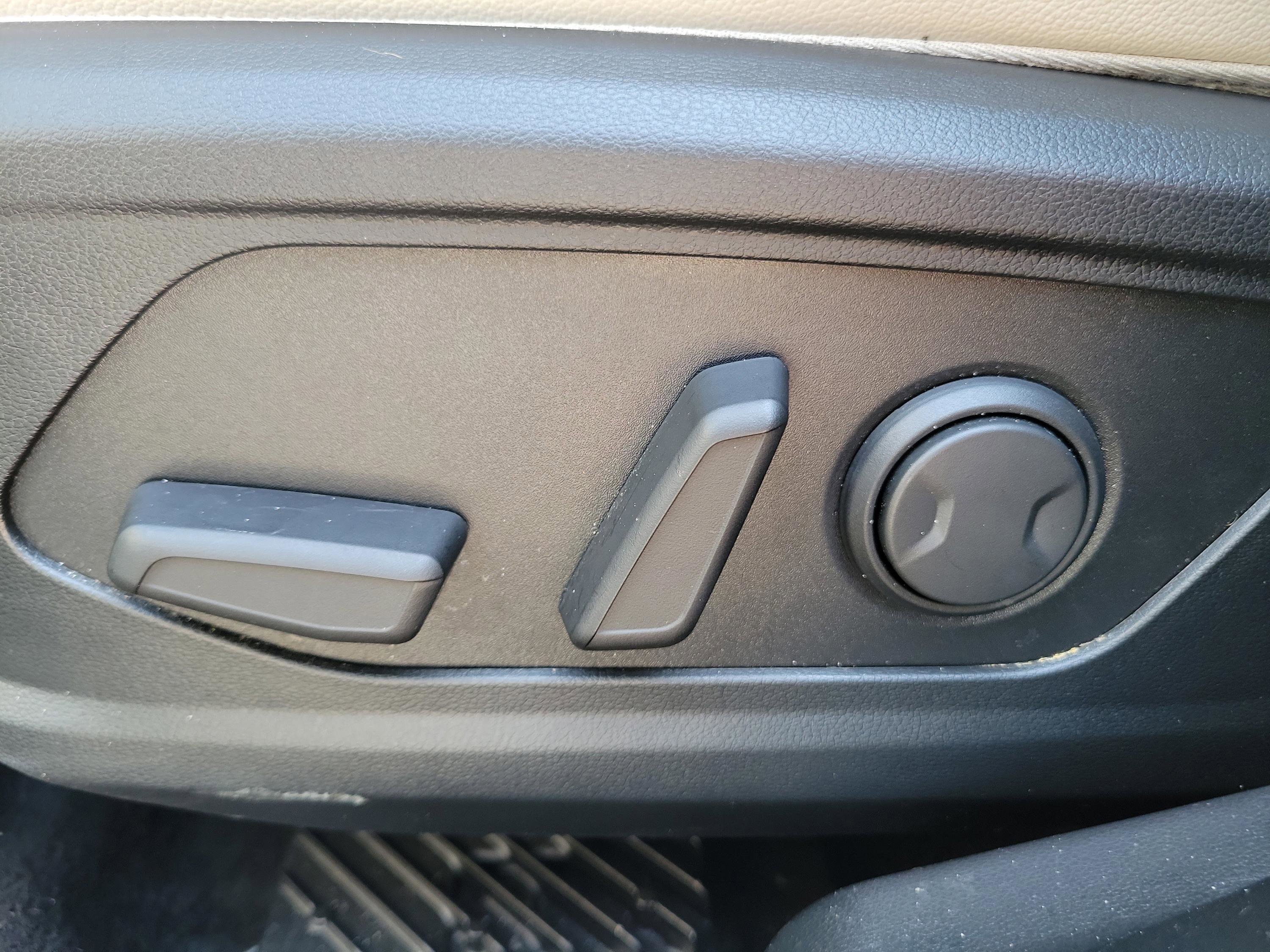 Certified 2023 Hyundai Tucson Limited AWD/4WD image 18