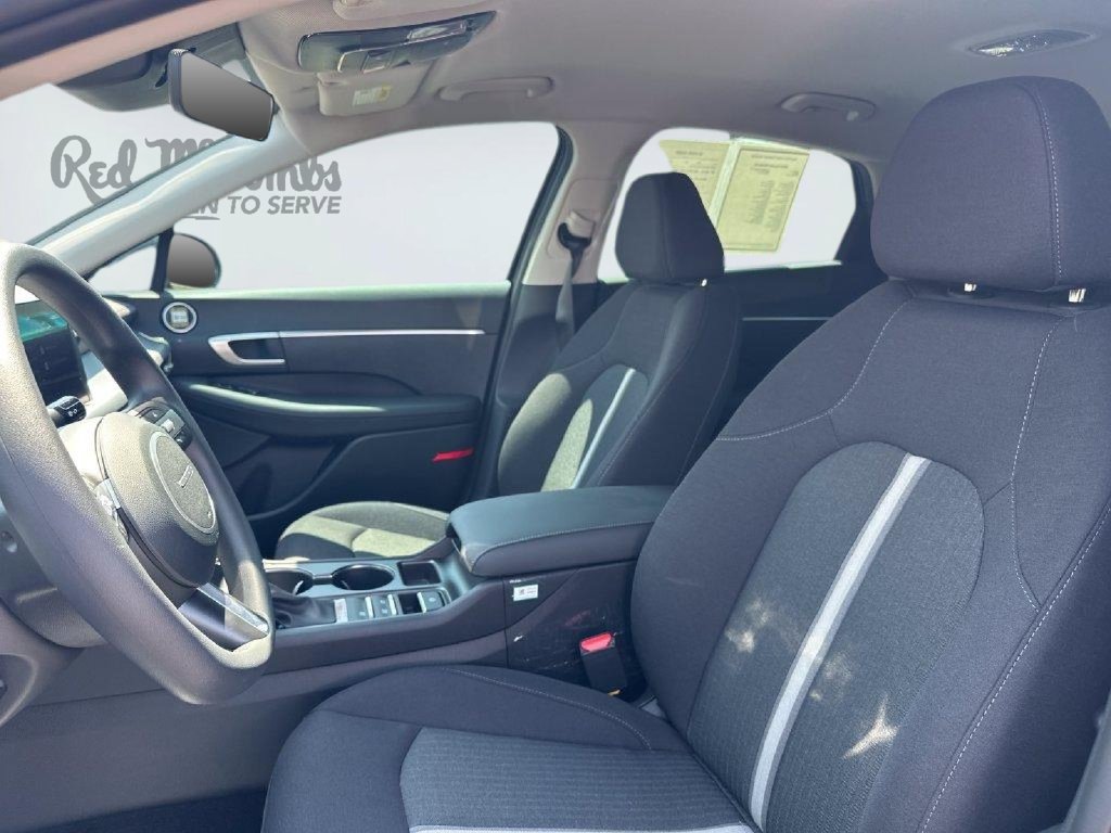 New 2026 Hyundai Sonata SE FWD image 8