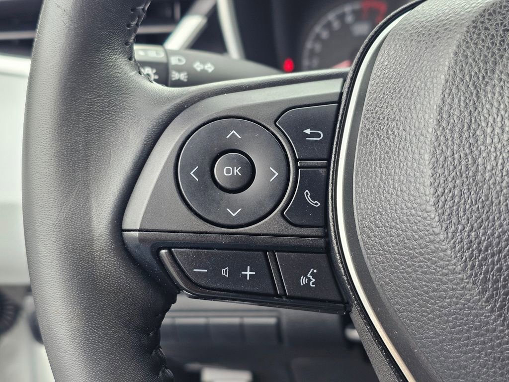 Used 2022 Toyota Corolla SE FWD image 35