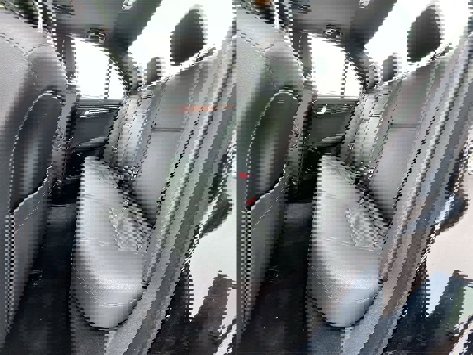 Used 2013 Mercedes-Benz C 300 Sport image 19