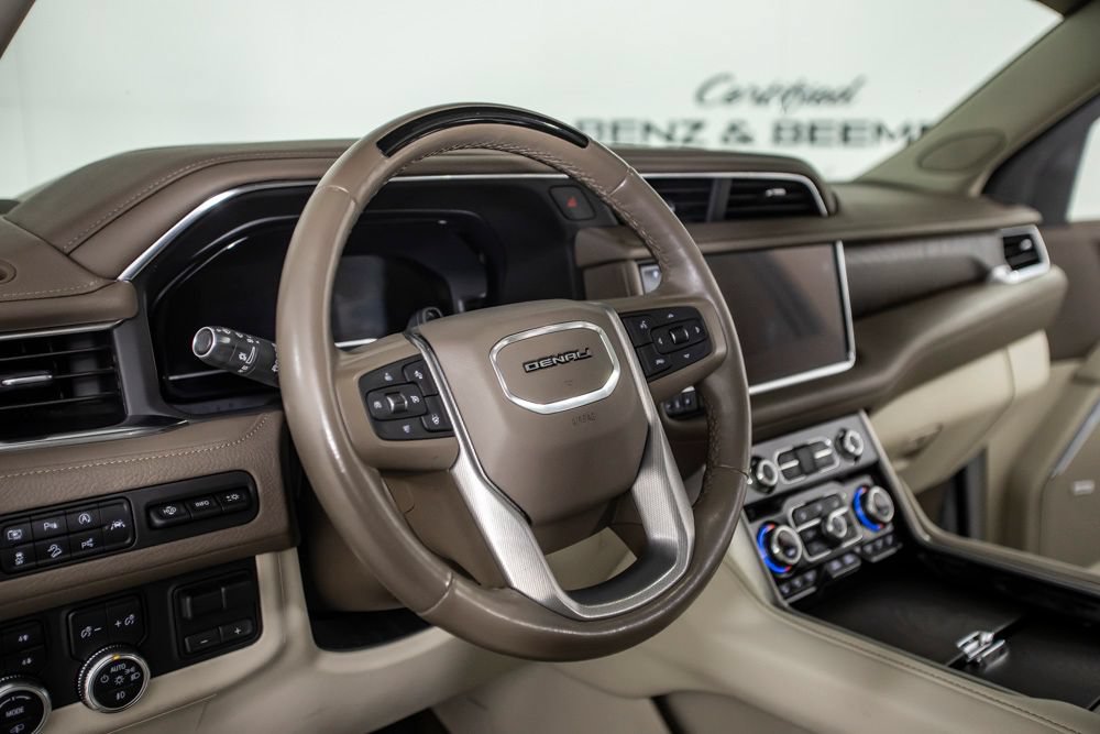 Used 2023 GMC Yukon XL Denali w/ Denali Reserve Package AWD/4WD image 25