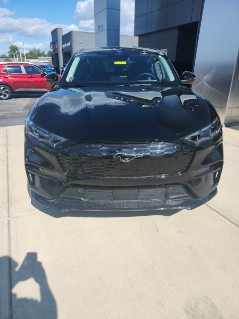 New 2025 Ford Mustang Mach-E Premium image 3