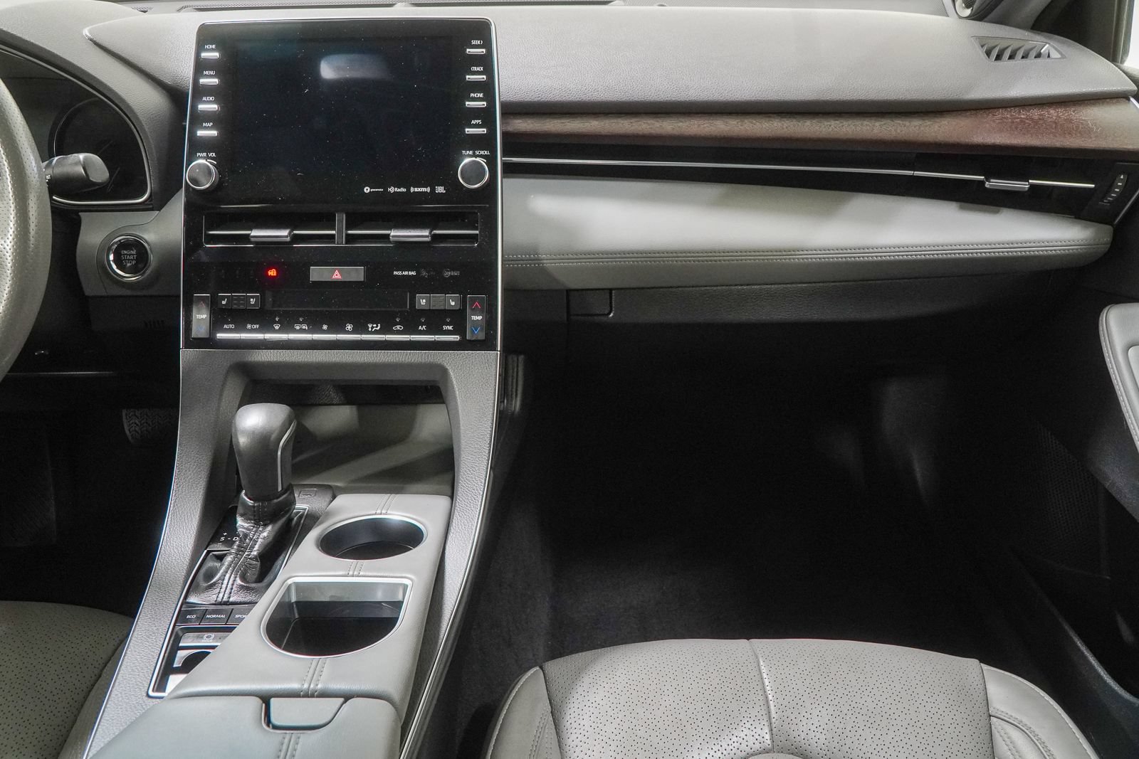 Used 2019 Toyota Avalon Limited w/ Protection Package FWD image 34