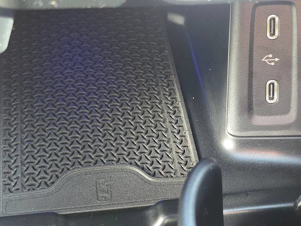 New 2027 Mercedes-Benz GLC 300 4MATIC image 34