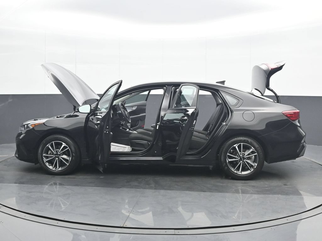 Used 2023 Kia Forte LXS FWD image 37