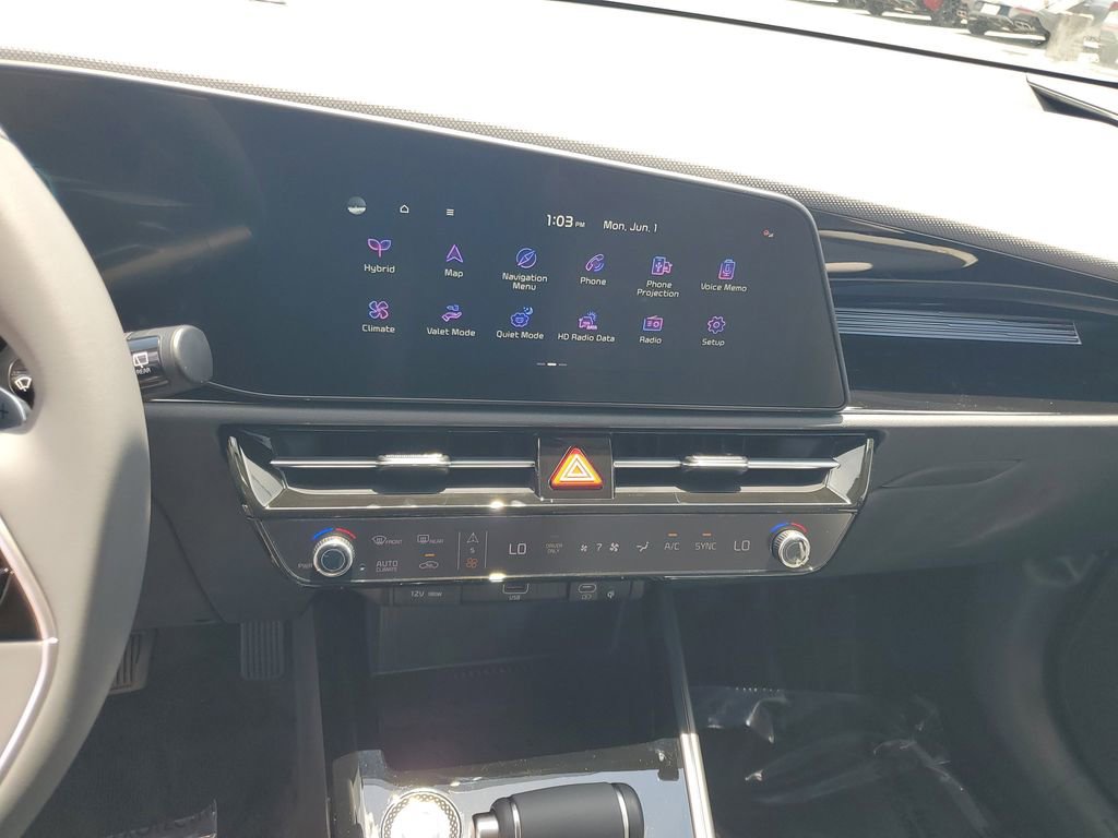 New 2026 Kia Niro EX FWD image 16
