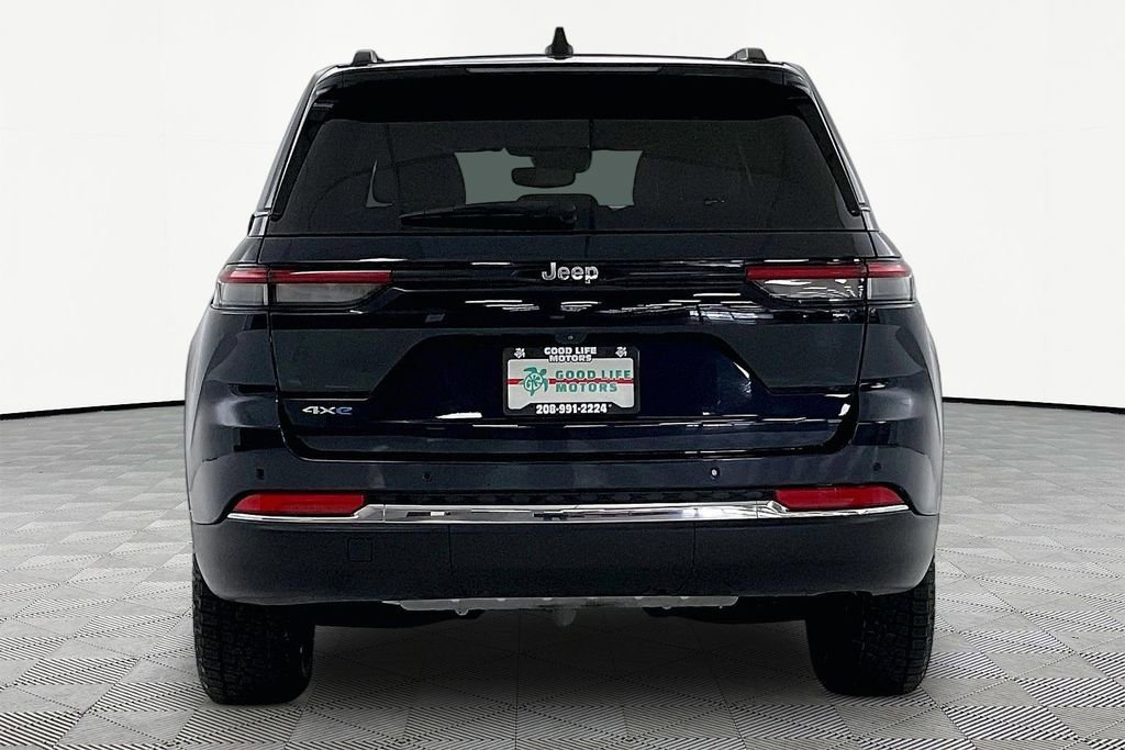 Used 2022 Jeep Grand Cherokee Limited 4xe image 5