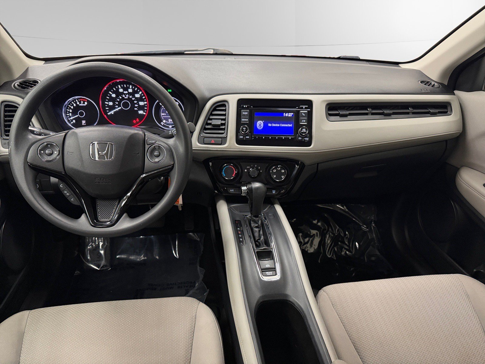 Used 2017 Honda HR-V LX image 10