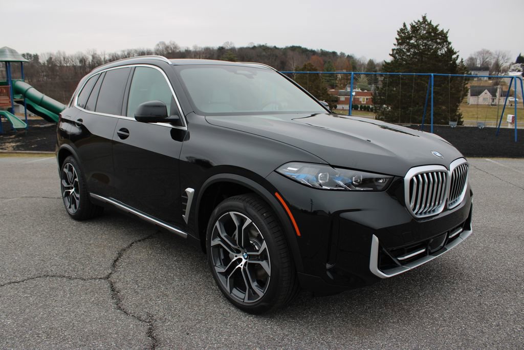 New 2026 BMW X5 xDrive40i image 2