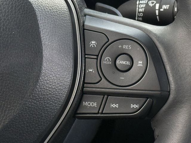 Used 2024 Toyota Corolla Cross AWD Hybrid image 15