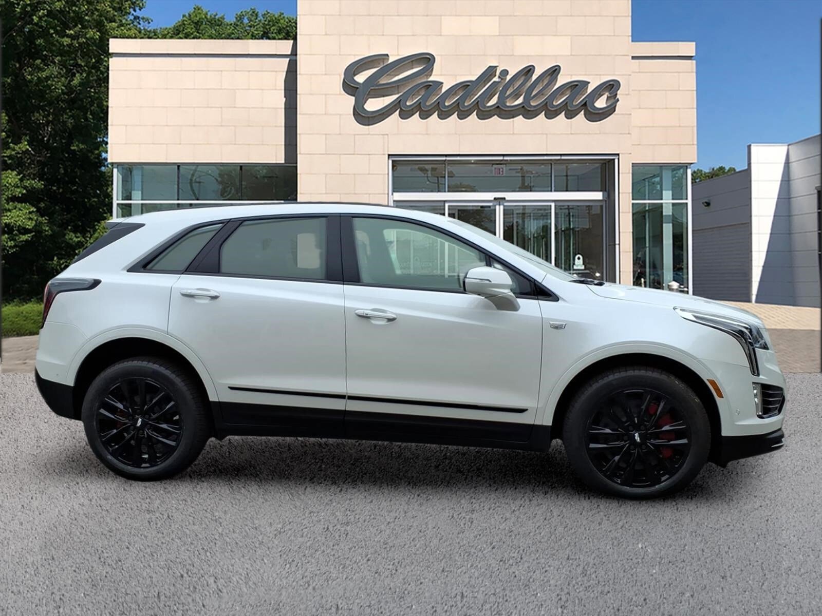 New 2026 Cadillac XT5 Sportv w/ LPO, Onyx Lite Package AWD/4WD image 6