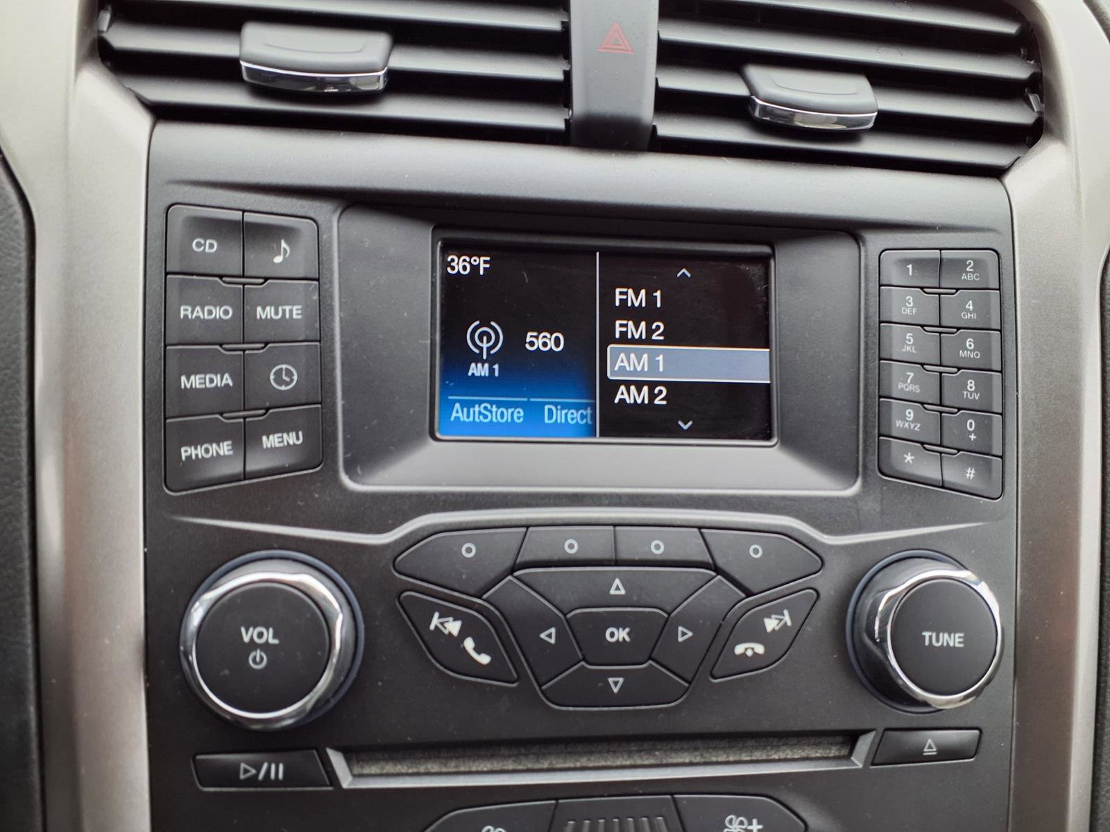 Used 2018 Ford Fusion S FWD image 4