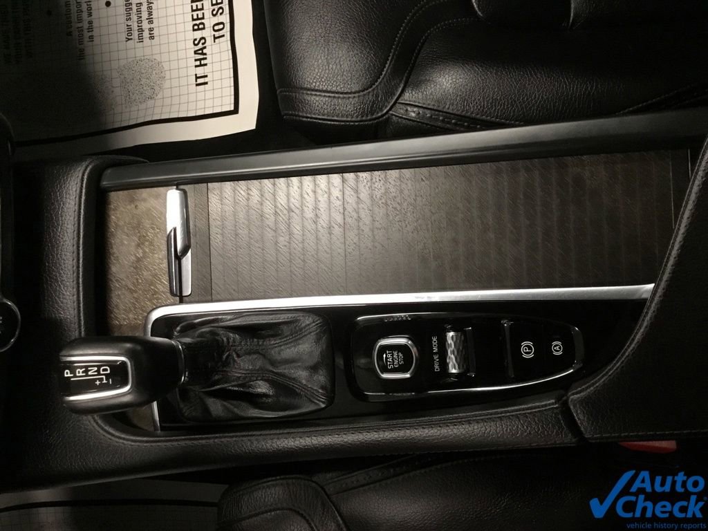 Used 2020 Volvo V90 T6 Cross Country image 52