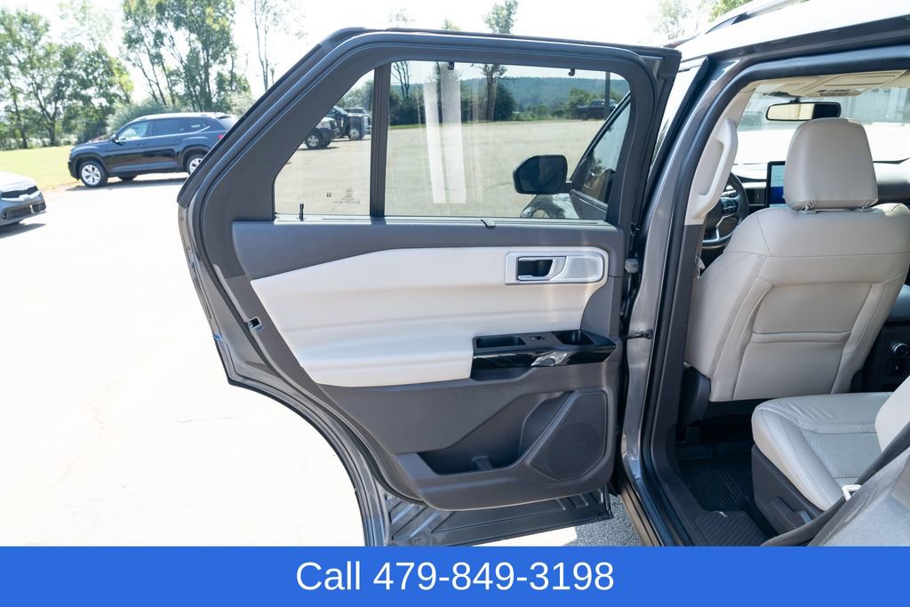Used 2021 Ford Explorer Platinum w/ Equipment Group 601A image 12