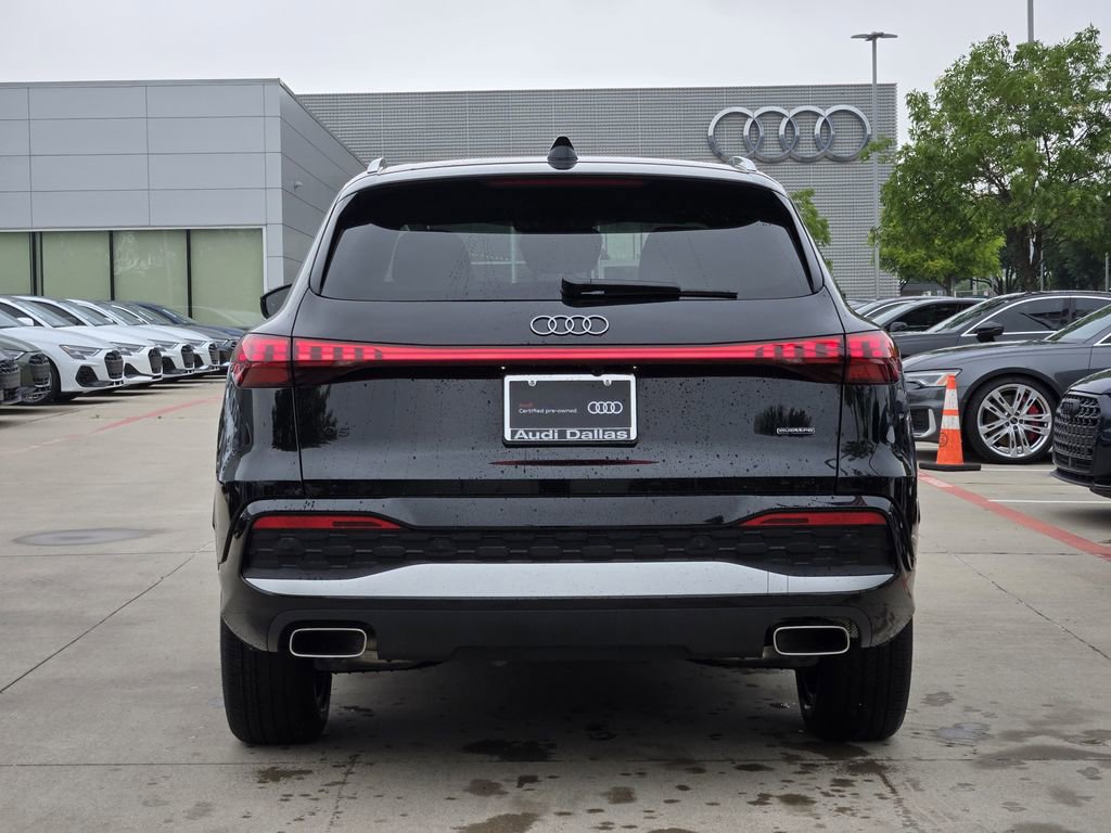 Used 2025 Audi Q5 Premium Plus w/ Premium Plus AWD/4WD image 9