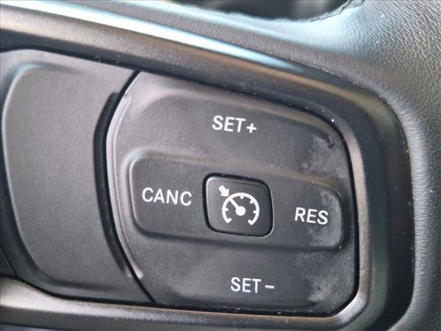 Used 2018 Jeep Wrangler Sport AWD/4WD image 12