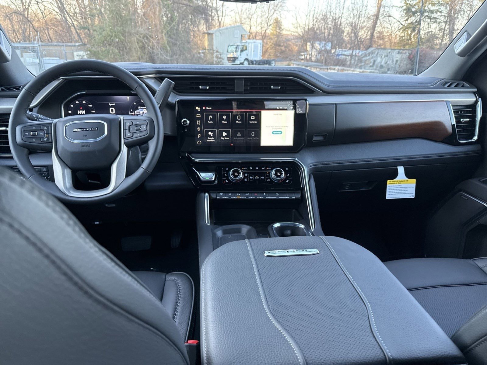 New 2026 GMC Sierra 2500 Denali w/ Denali Reserve Package image 18