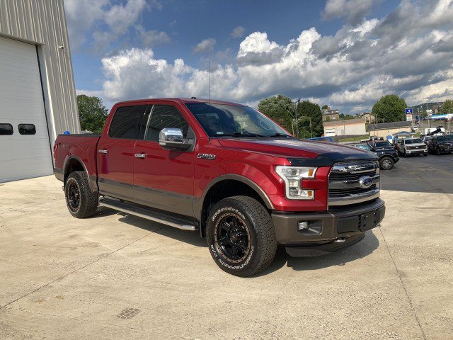 Used 2015 Ford F150 Lariat w/ Equipment Group 502A Luxury AWD/4WD image 3