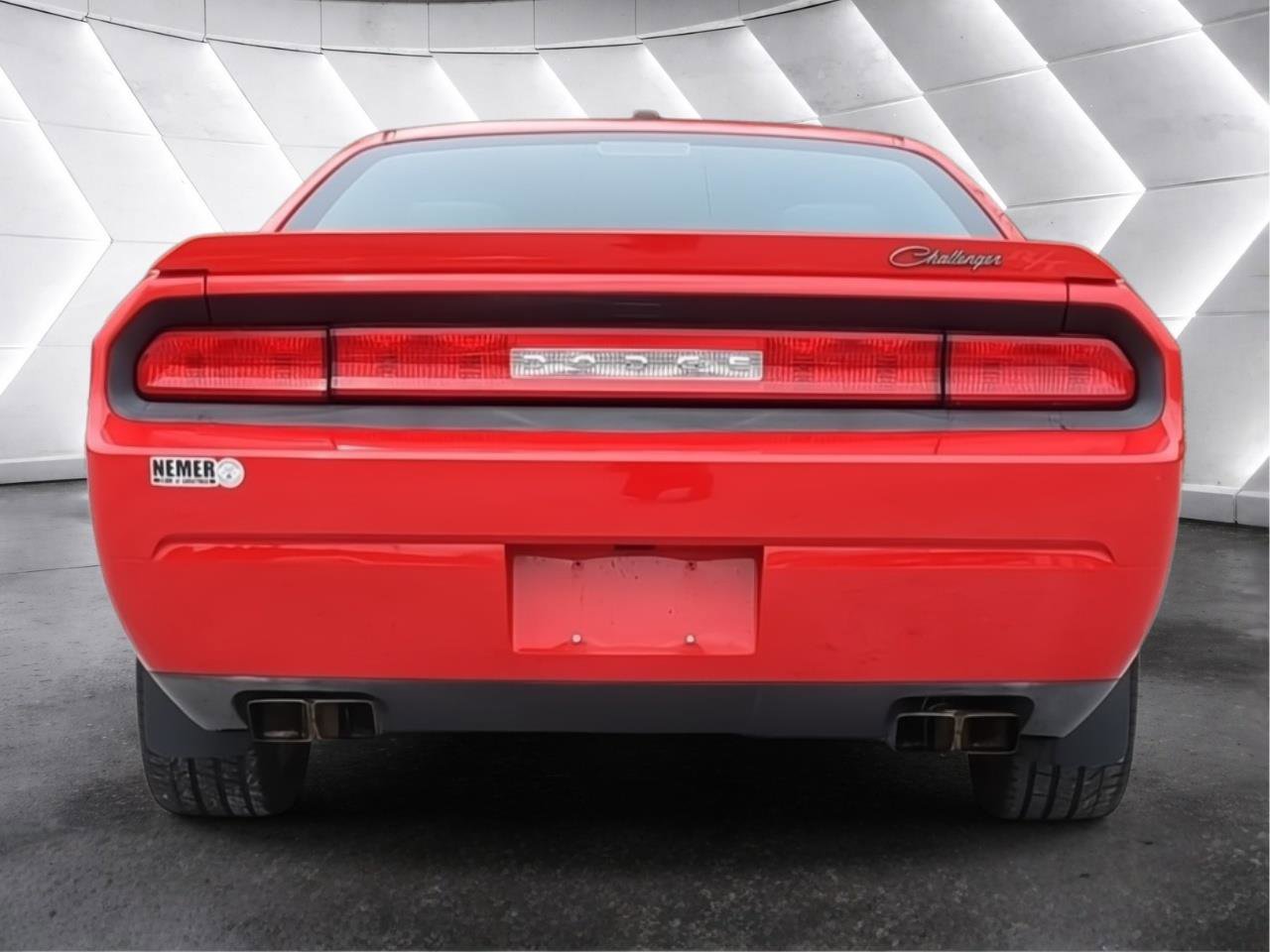 Used 2014 Dodge Challenger R/T w/ Blacktop Package RWD image 4