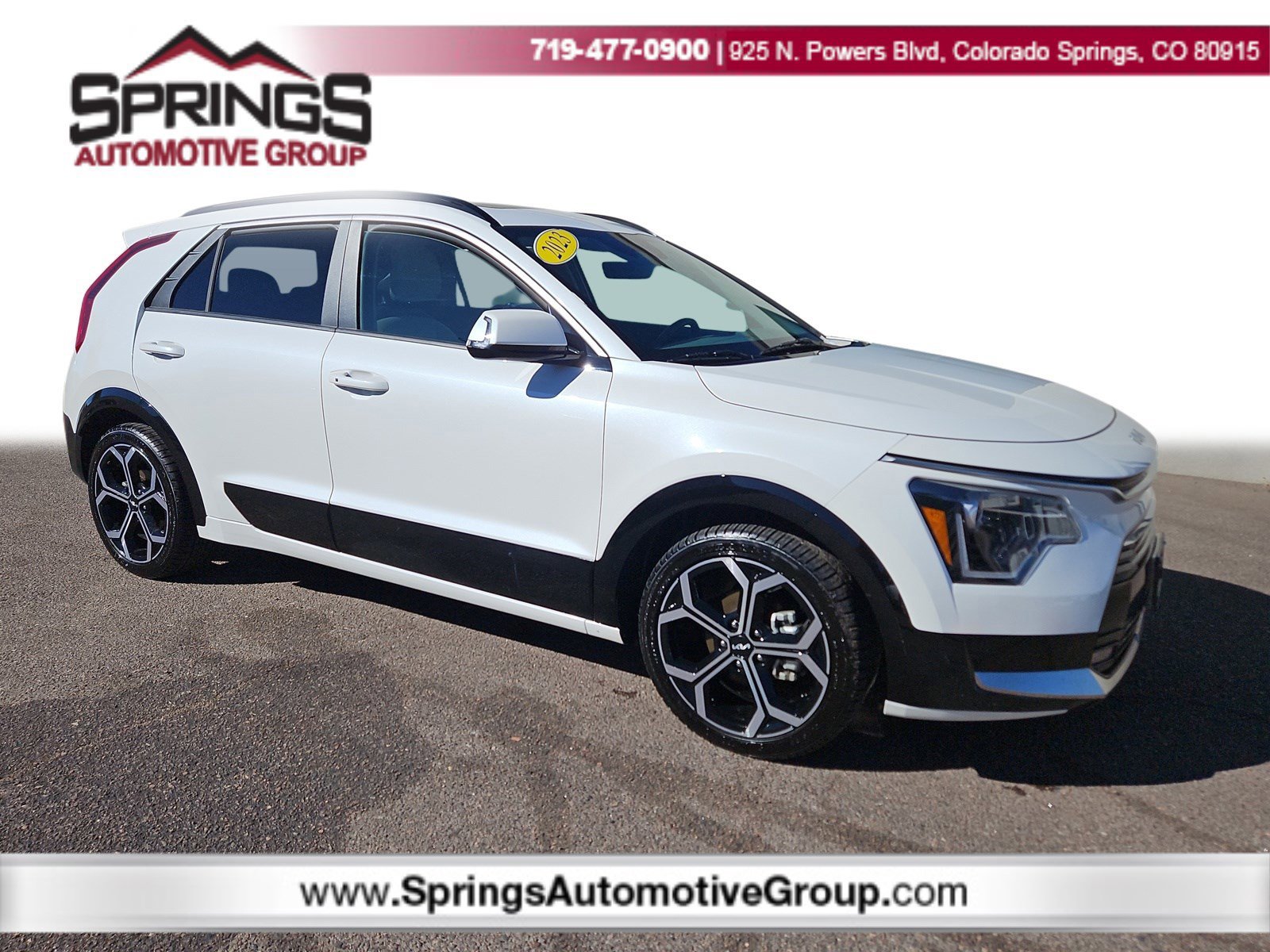 Used 2023 Kia Niro EX Touring