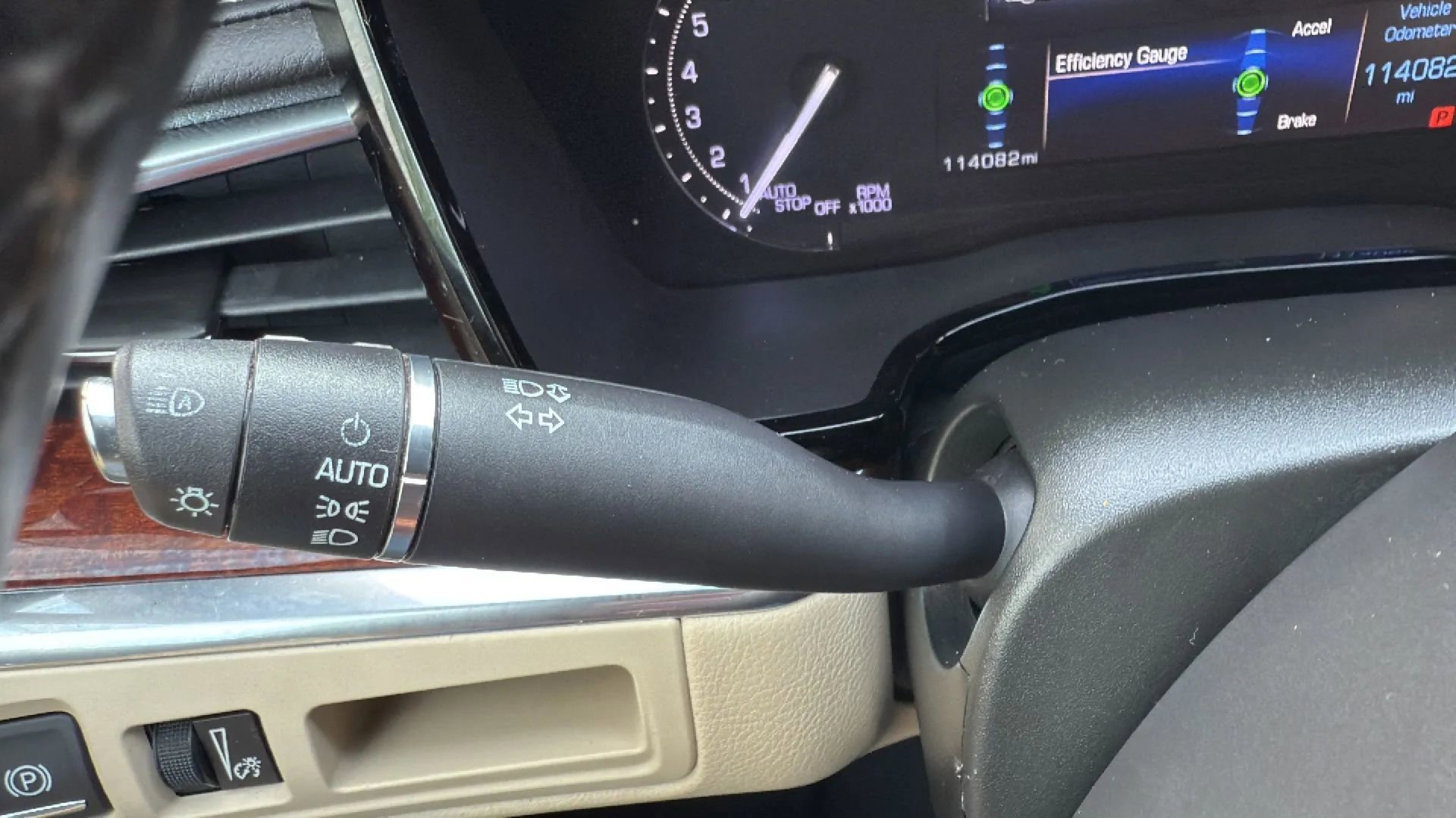 Used 2017 Cadillac XT5 Premium Luxury w/ LPO, Wheel Lock Package image 15