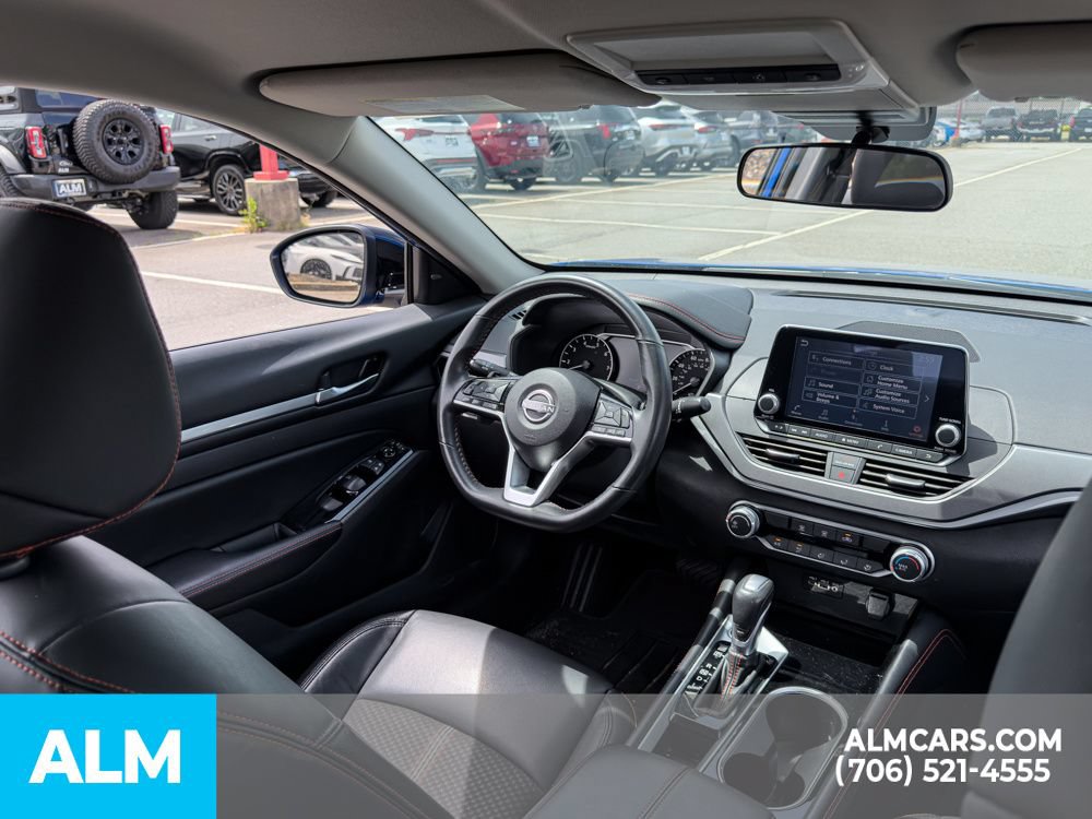 Used 2025 Nissan Altima 2.5 SR FWD image 15