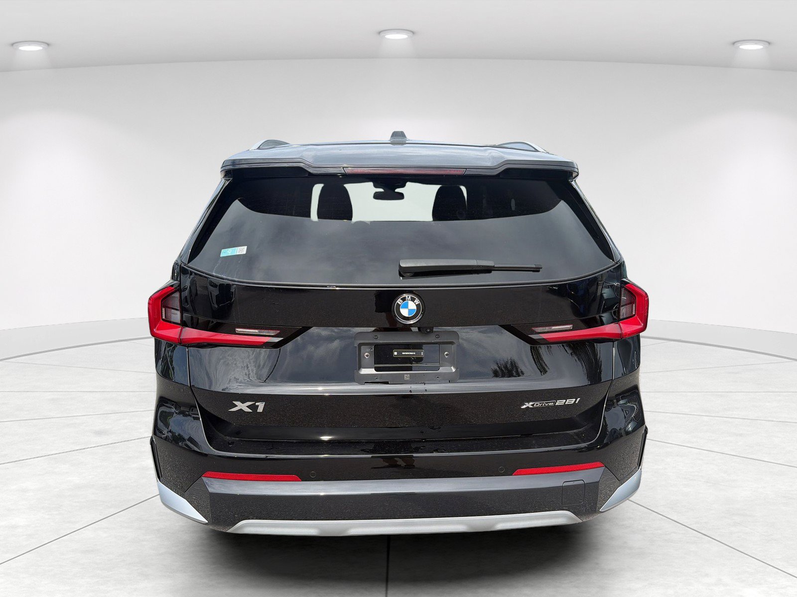 New 2026 BMW X1 xDrive28i w/ Convenience Package AWD/4WD image 5