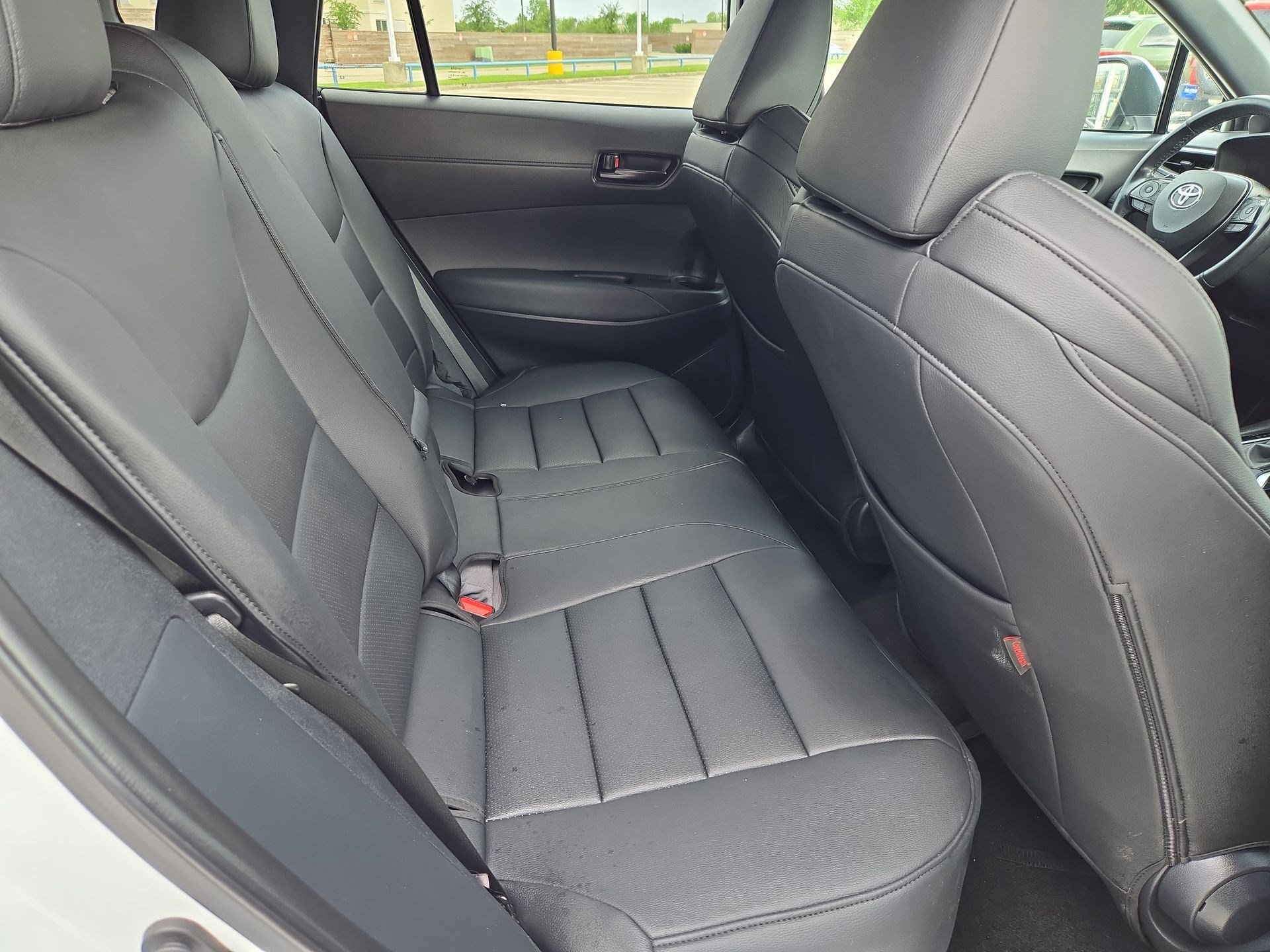 Used 2023 Toyota Corolla Cross S AWD/4WD image 29