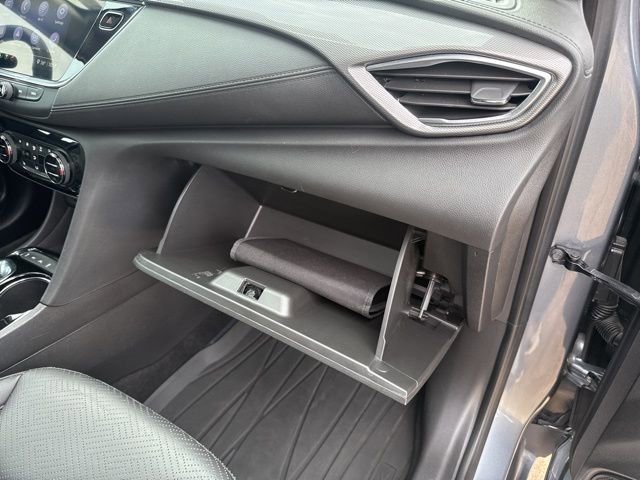 Used 2022 Buick Encore GX Essence w/ Experience Buick Package image 56