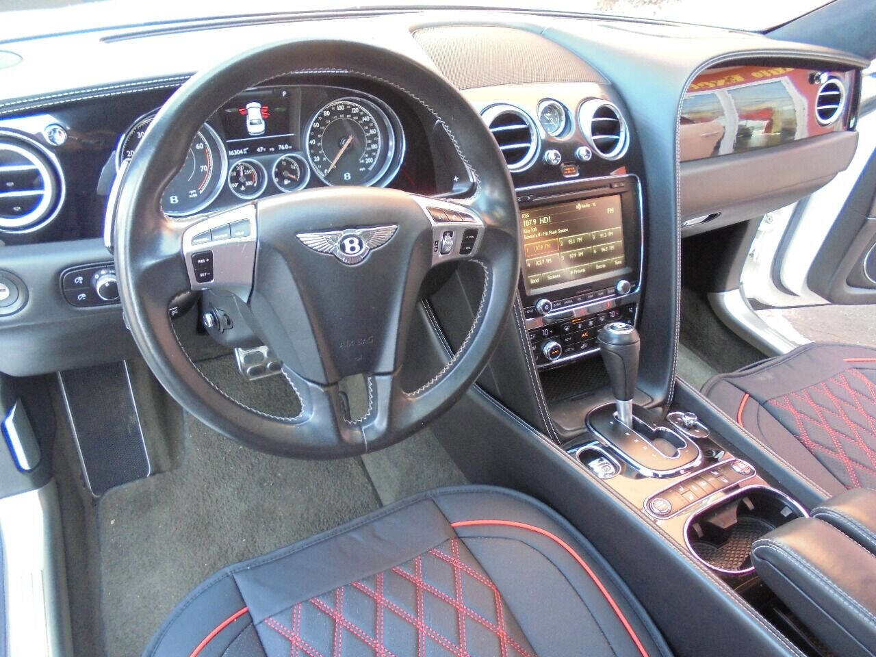 Used 2016 Bentley Flying Spur V8 image 36