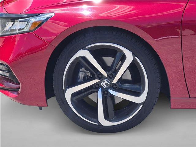 Used 2018 Honda Accord Sport image 9