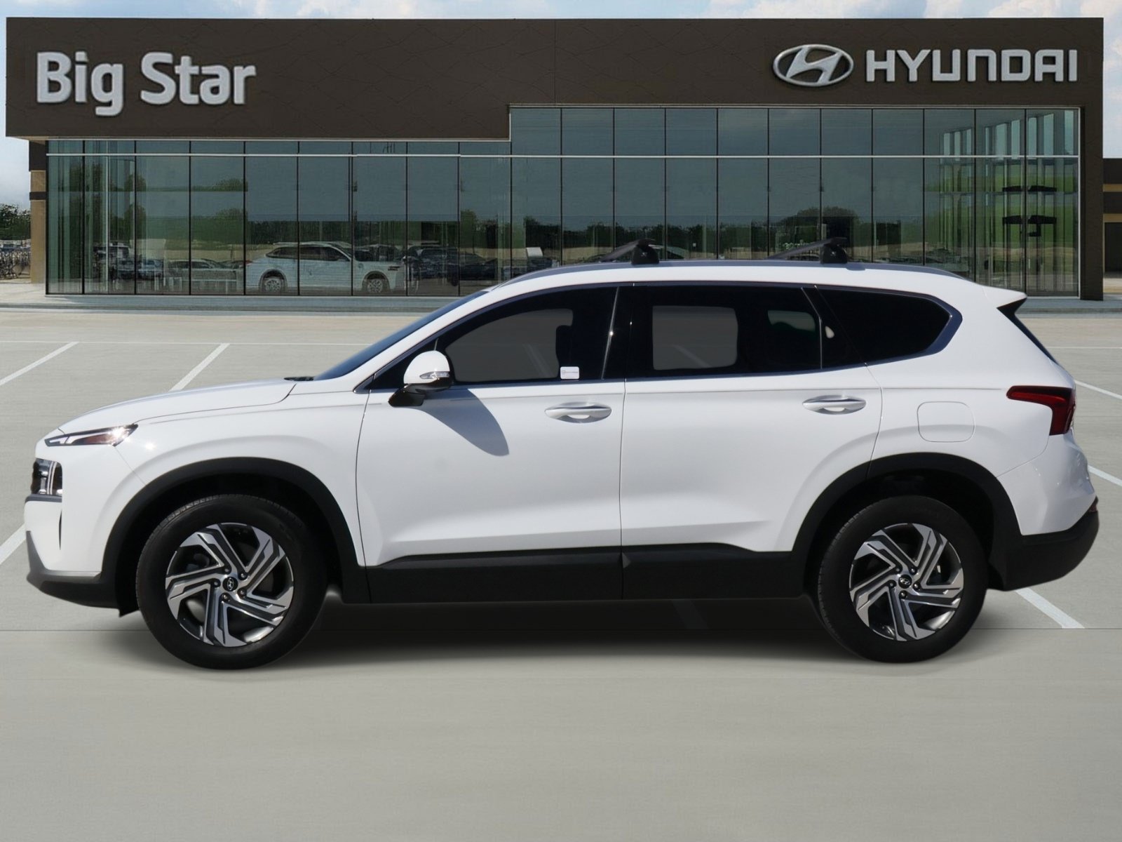 Used 2023 Hyundai Santa Fe SEL FWD image 2