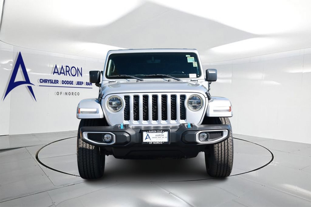 Used 2022 Jeep Wrangler Unlimited Sahara AWD/4WD image 4