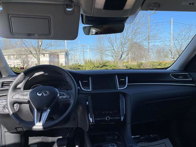 Certified 2025 INFINITI QX50 Pure image 17