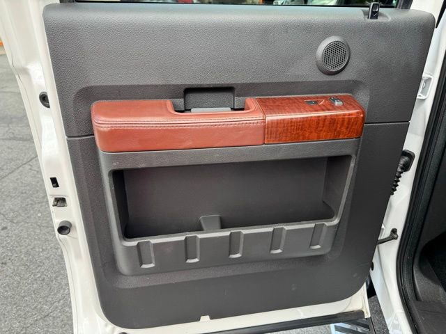 Used 2014 Ford F250 King Ranch w/ King Ranch w/Chrome Package image 12
